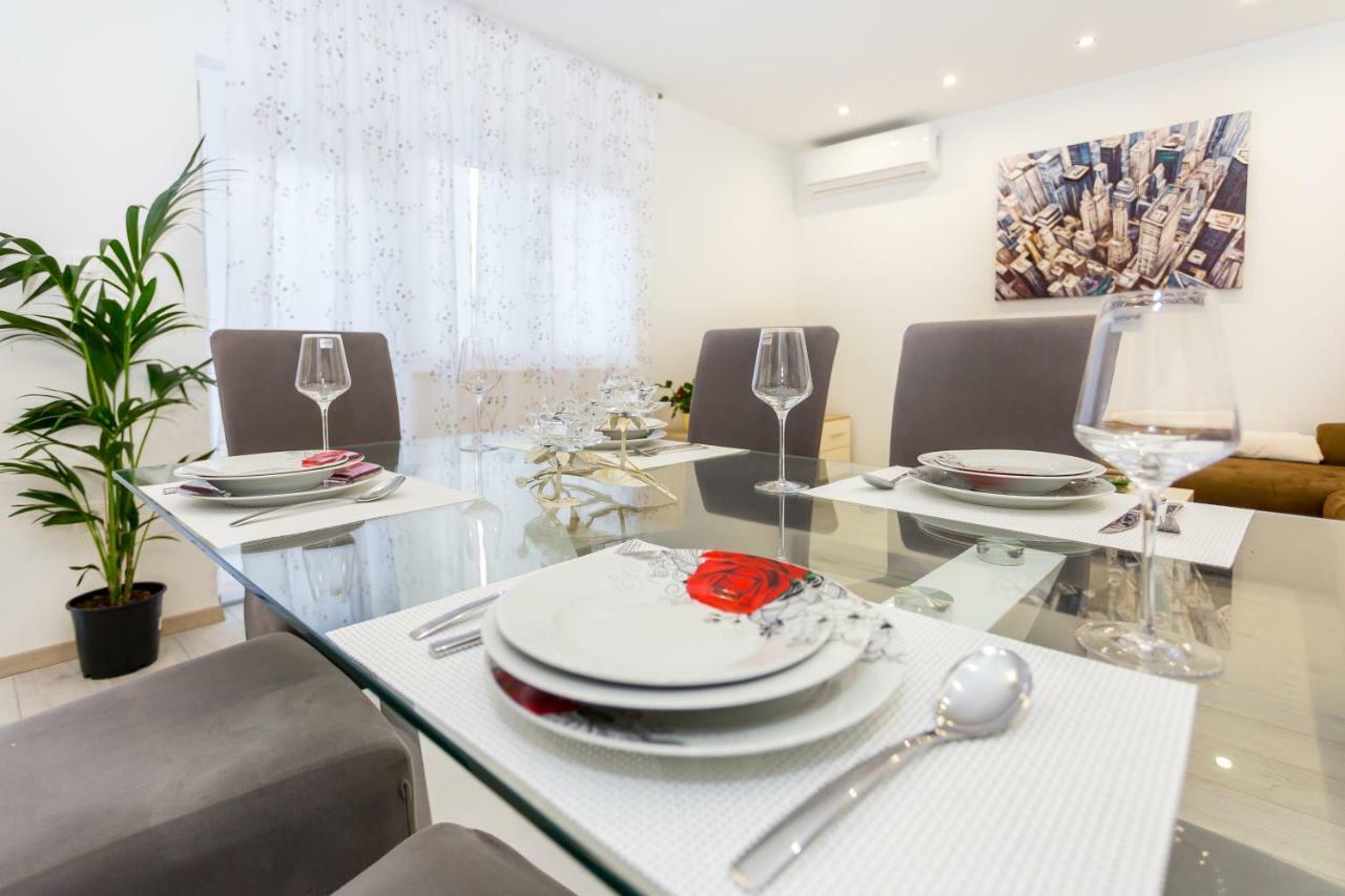 Urban Luxury Suites Juricevic Duce Luaran gambar