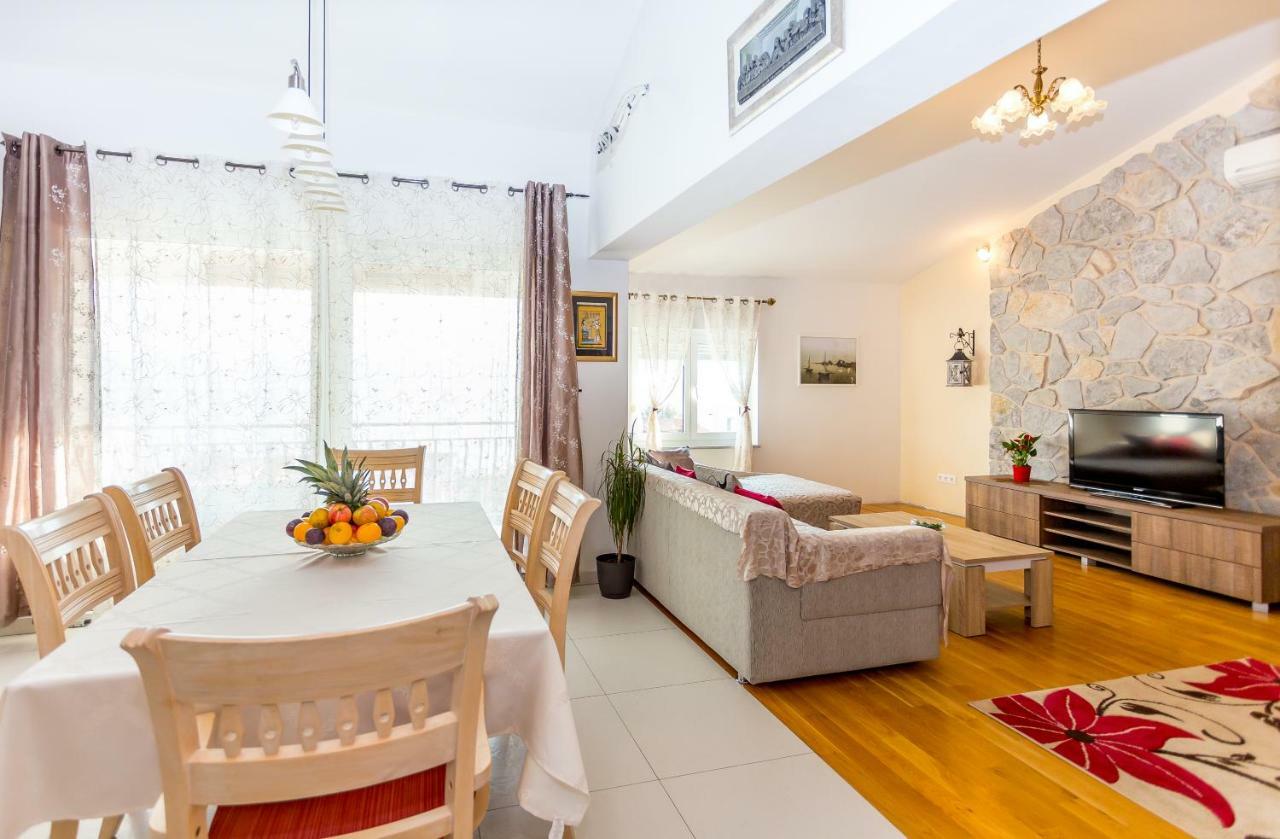 Urban Luxury Suites Juricevic Duce Luaran gambar