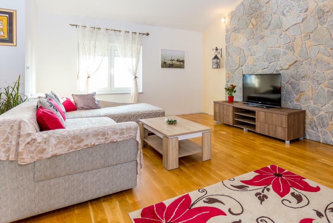 Urban Luxury Suites Juricevic Duce Luaran gambar