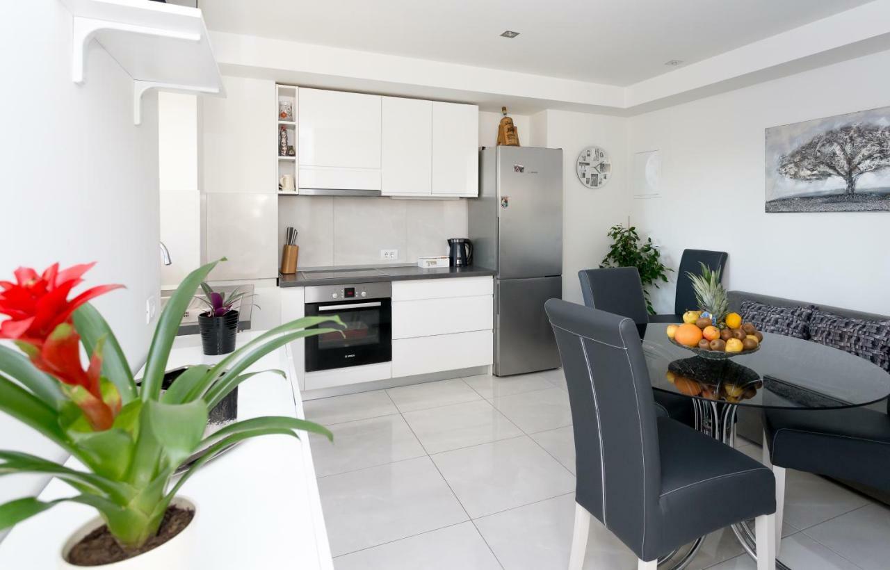 Urban Luxury Suites Juricevic Duce Luaran gambar